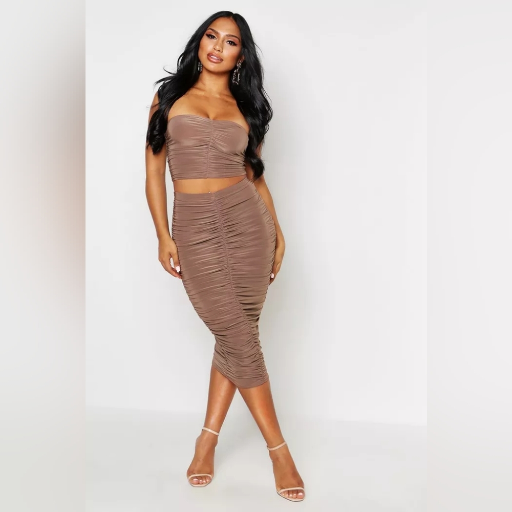 Boohoo Outfit - Picture 2 of 3